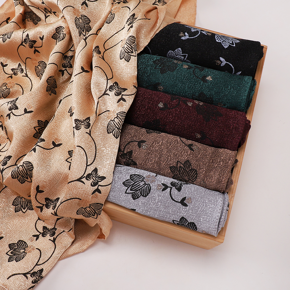 Hijab en satin pailleté de qualité supérieure, imprimé feuilles et fleurs rétro, foulard respirant et soyeux, couvre-chef islamique pour femmes, châle élégant