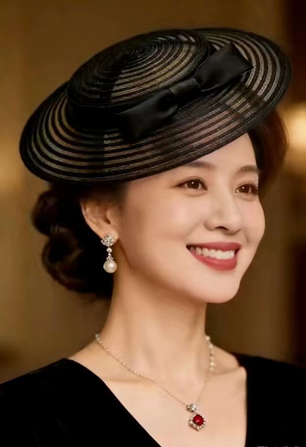 Chapeau de soleil britannique élégant rétro pour femmes, couvre-chef d'extérieur à la mode, avec nœud décoré, pour Banquet, nouvelle collection printemps été