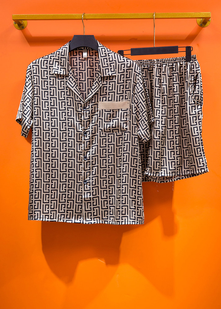 Ensemble de chemises hawaïennes de luxe pour hommes, tenue décontractée 2 pièces avec haut à revers et manches courtes, et short, coupe ample, collection 2024