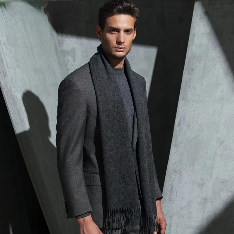 Écharpe 100% laine pour hommes et femmes, haute qualité, couleur unie, pompon, automne hiver, affaires, polyvalent, classique, chaud, doux, silencieux pour Couples
