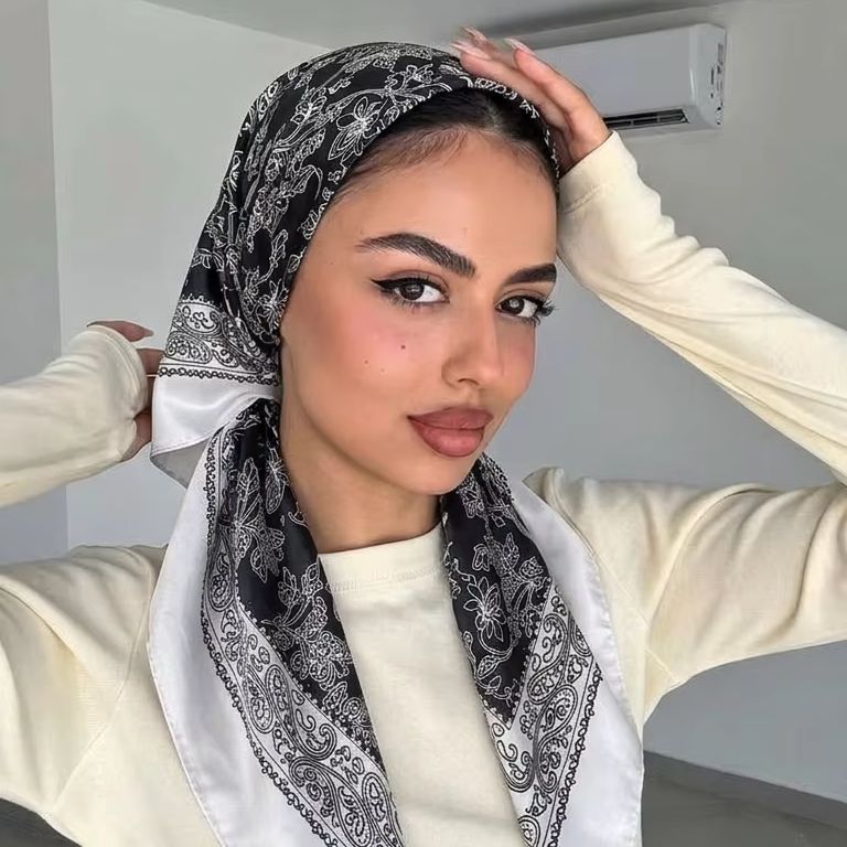Hijab carré en satin de soie imprimé pour femmes, foulard de mode musulmane, style rock, foulard islamique doux, 90*90cm