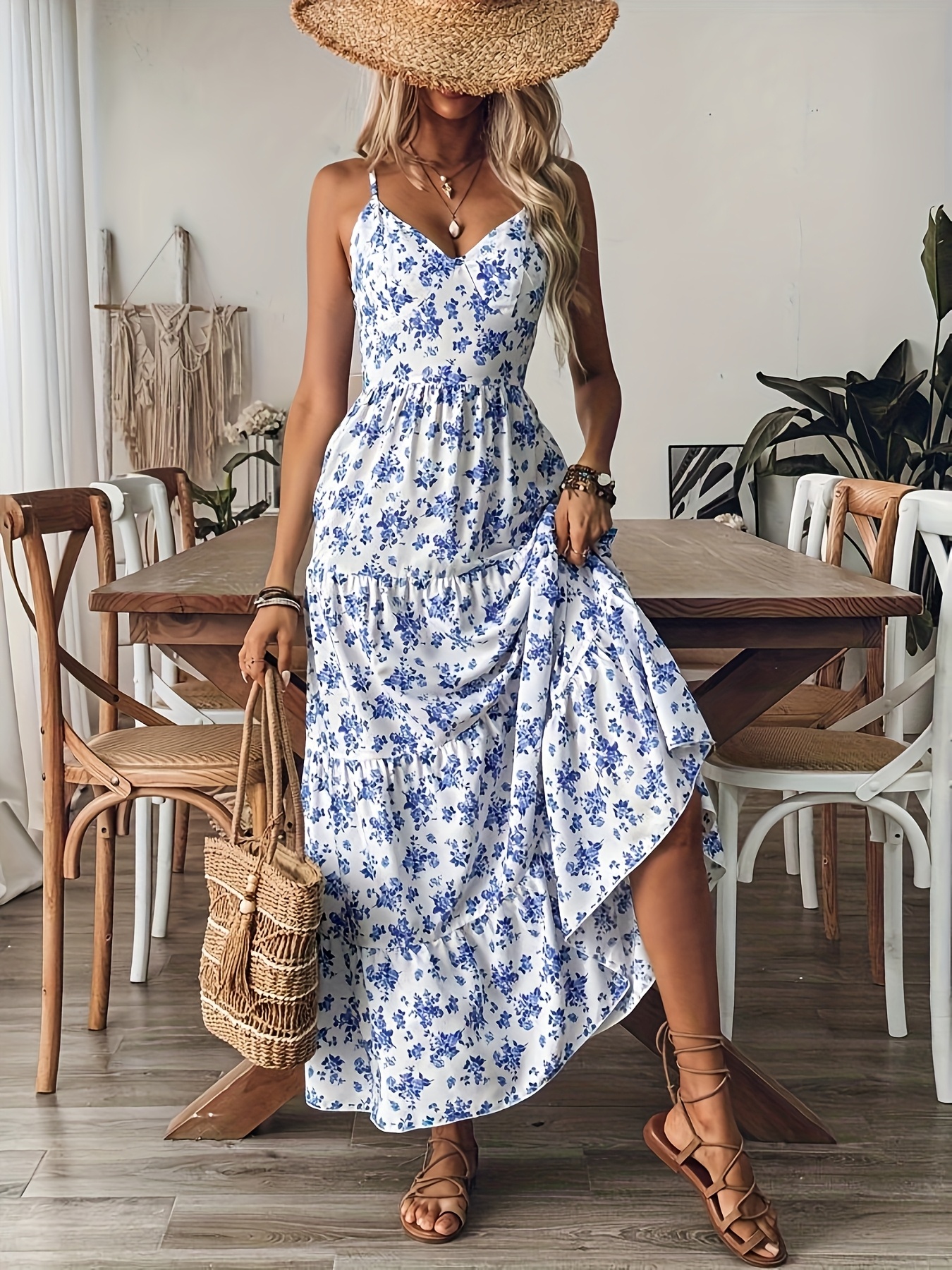 Robe longue d'été pour femme, bleue à motifs floraux, à fines bretelles, avec nœud à nouer au dos, à volants étagés, style bohème, pour la plage et les vacances décontractées