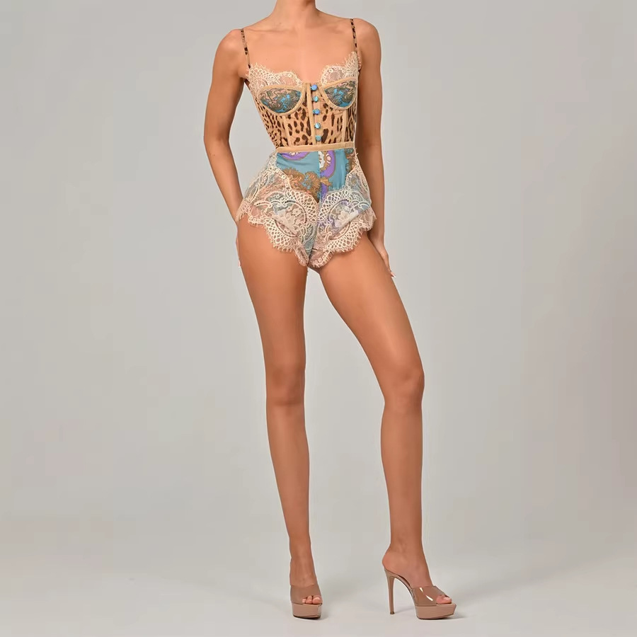 Nouvelle Combinaison Femme Bohème Chic pour Vacances à la Plage 2026 – Tendance Sexy, Imprimée, Coupe Slim, Bretelles et Dentelle – Idéale Printemps-Été