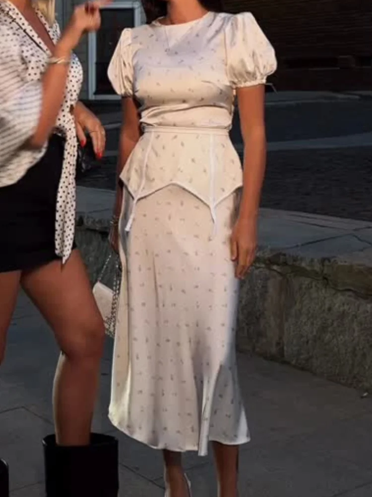 Ensemble jupe et haut en satin imprimé pour femme, col rond, manches courtes, taille haute, élégant, chic, tenue de ville, mode féminine 2026