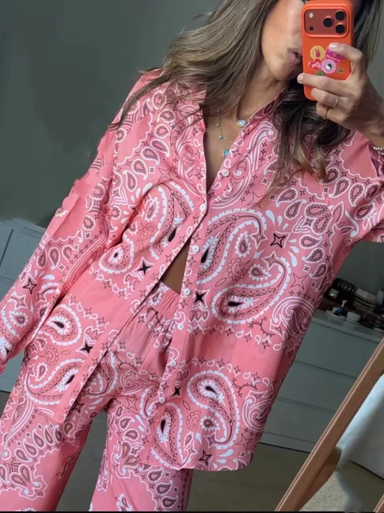 Ensemble deux pièces imprimé pour femme : chemisier à manches longues et pantalon, tenue décontractée pour les vacances