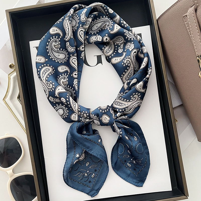 Foulard de tête pour femmes, foulard carré de luxe, Bandana, bandeau pour cheveux, tache douce, pour habiller vous regarde, printemps/été