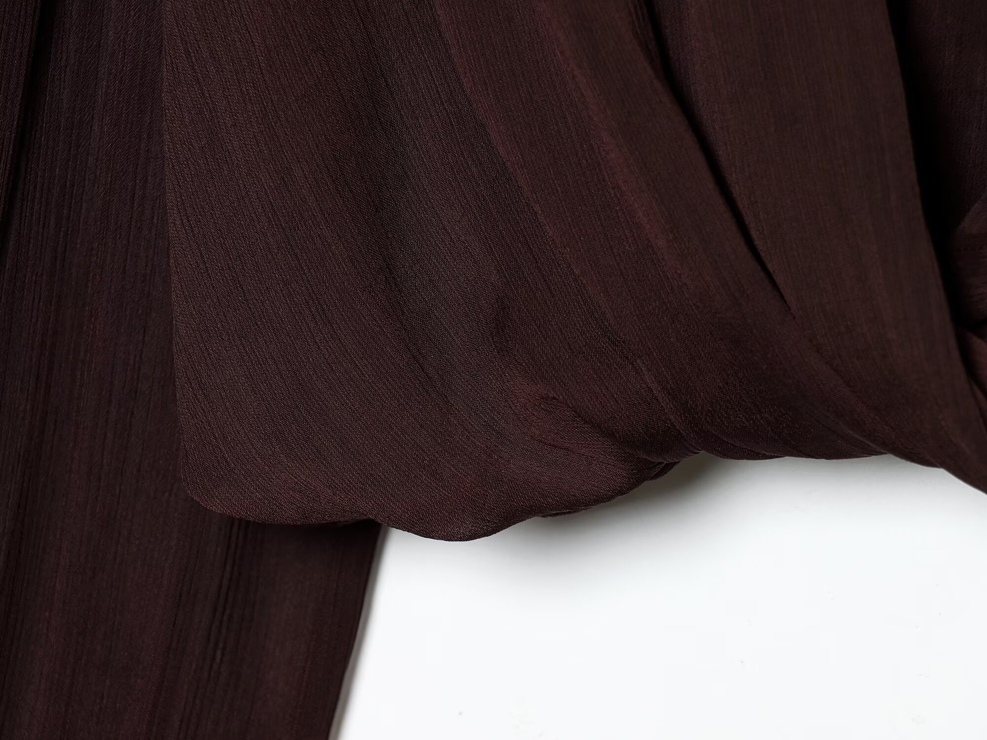Nouvelle collection printemps-été : chemisier plissé à col montant et nœud papillon, manches longues, pour femme, au design élégant