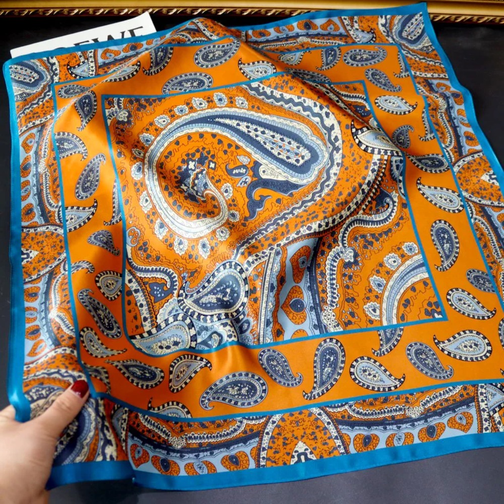 Écharpe d'été en soie imitation pour femme, foulard floral tendance, bandana, hijab, bandeaux, châles carrés, étoles