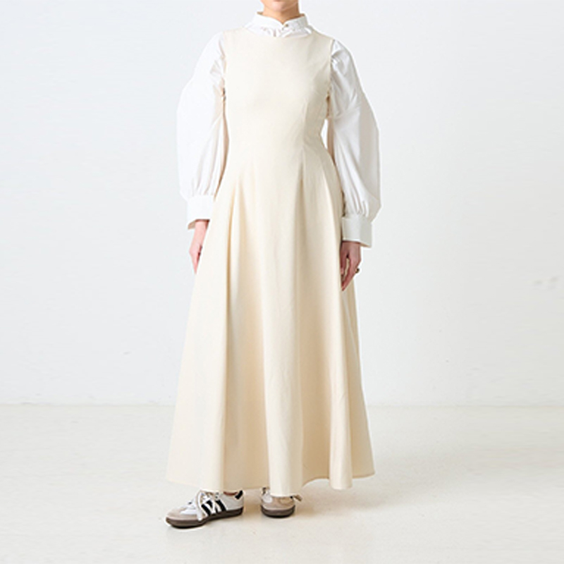 Ensemble deux pièces crème minimaliste pour femme 2026 : Blouse à manches bouffantes et robe longue évasée sans manches – Tenue décontractée et modeste pour le travail et le quotidien