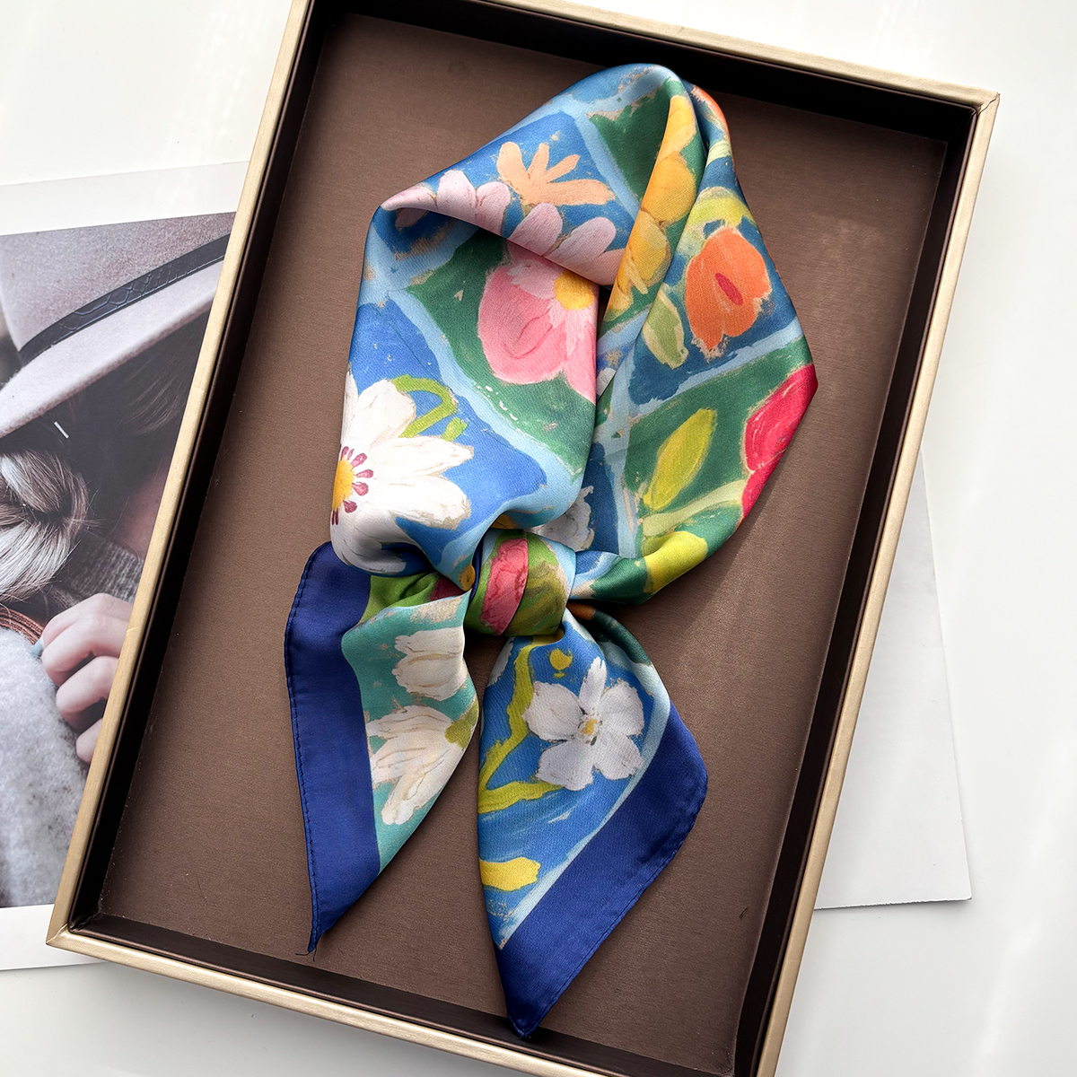 Foulard carré en soie imprimé Floral pour femmes, châle, bandeau, étole, cravates Bufanda, printemps-automne