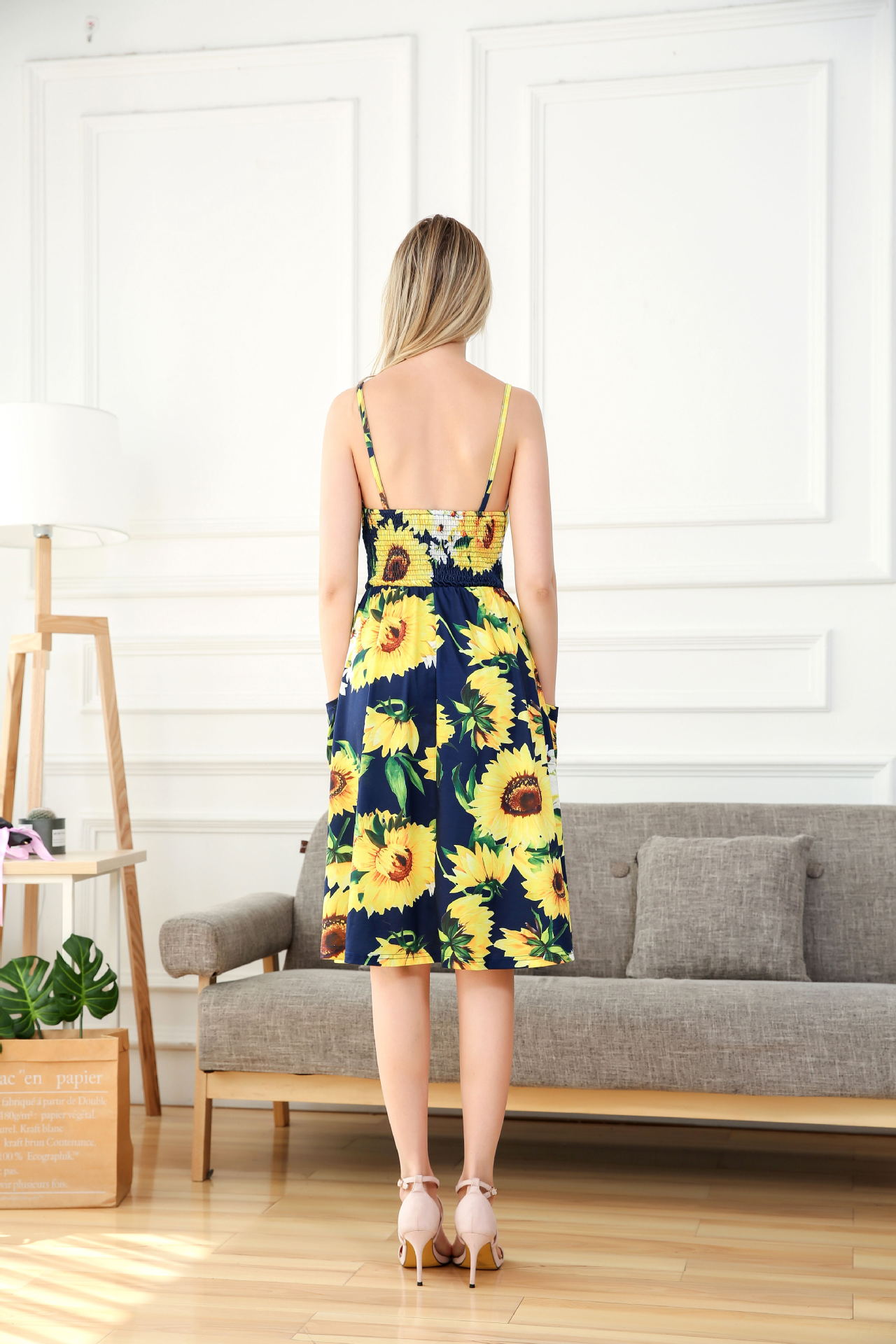 Robe d'été pour femmes à imprimé floral, dos nu, bretelles spaghetti, élastique, plage, vacances, style bohème