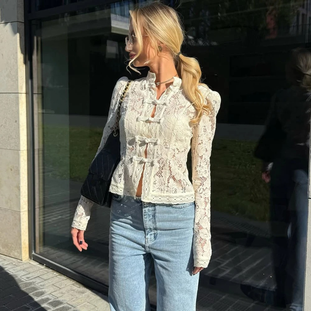Chemisier Vintage en Dentelle pour Femme, Été, Col Dégagé, Broderie Élégante, Manches Bouffantes, Décolleté Sexy, Style Décontracté