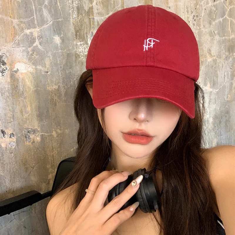 Casquette de baseball brodée tendance pour hommes et femmes, en coton uni, à visière longue, réglable, pour filles, style décontracté