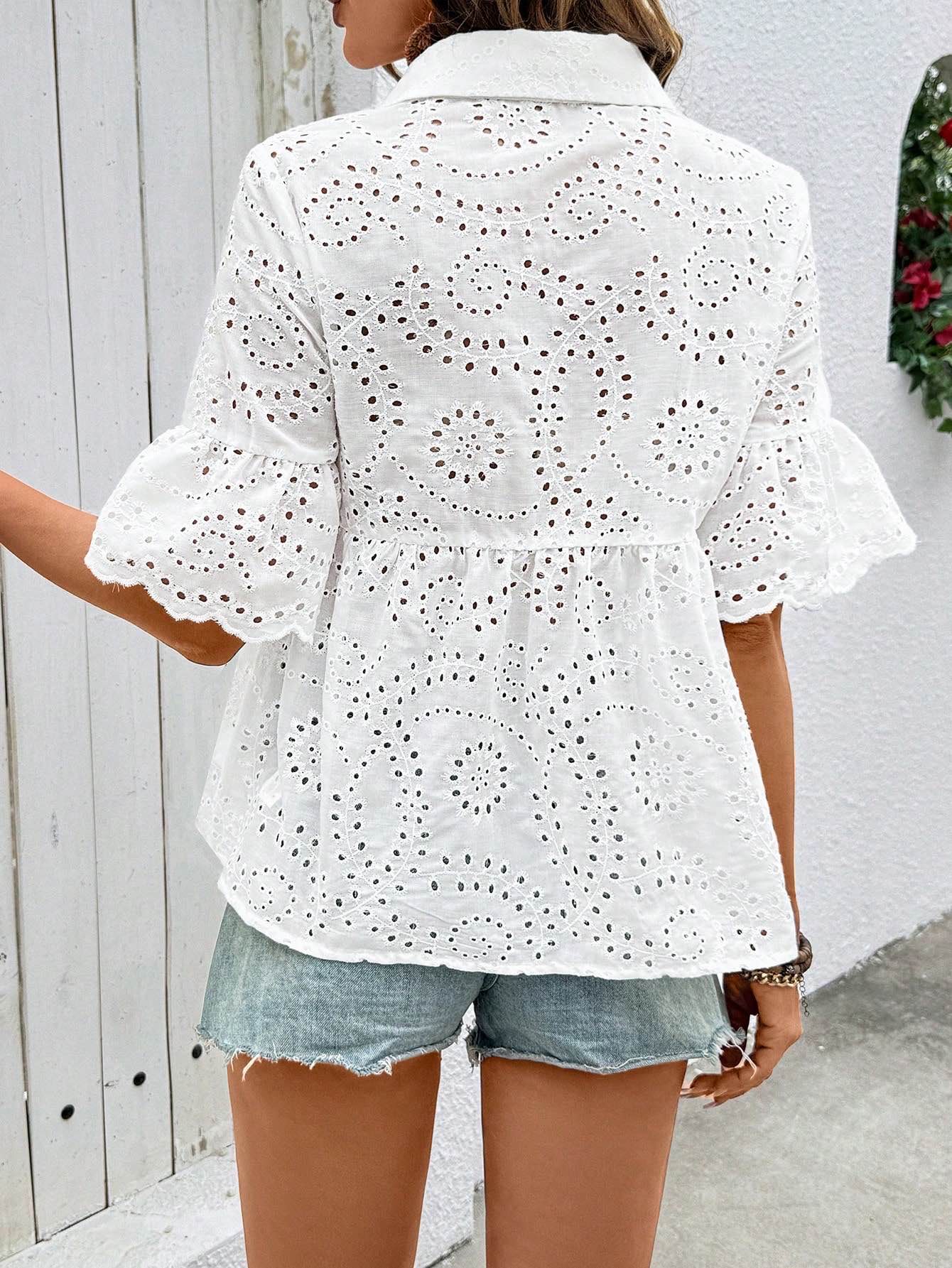 Chemisier Femme Broderie Broderie anglaise Col Rabattu Manches Courtes à Volants Été Découpes Boutonné Peplum Décontracté
