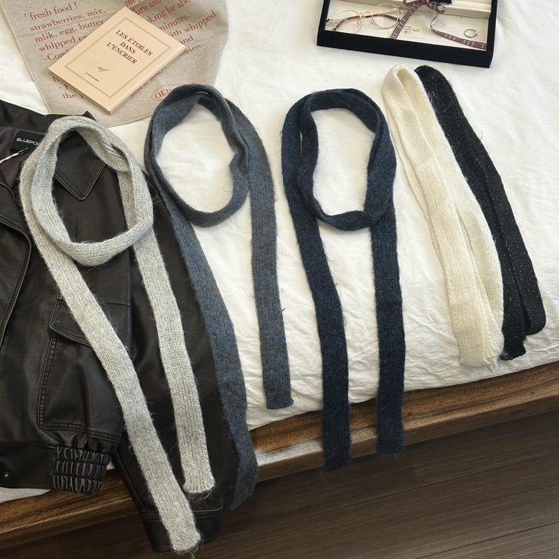 Écharpe fine à la mode, nouveau Style, longue écharpe empilable, vêtements pour filles chaudes, écharpe en laine, écharpe coréenne à bande étroite, 2024