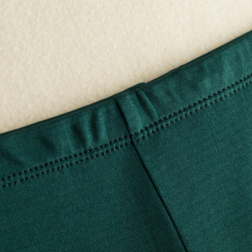 2025 mode femme automne et hiver vêtements 23% soie de mûrier naturelle coupe ajustée respirant hanche levage élastique Leggings