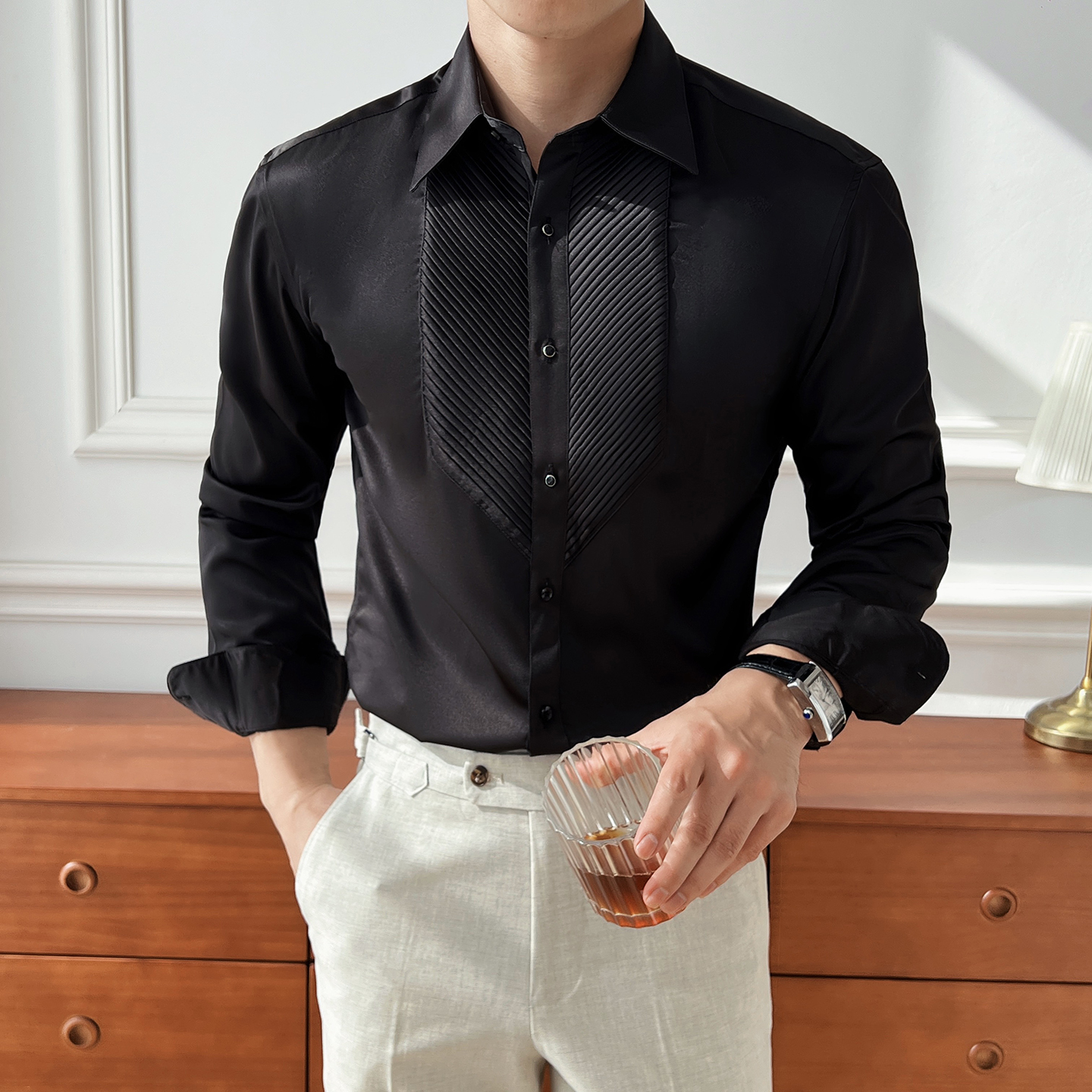 Chemise à manches longues pour hommes de style britannique : col tendance, beau, décontracté et cranté, éclatant l'élégance française