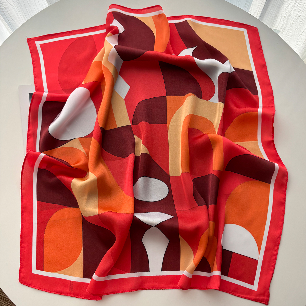 Foulard carré mignon pour femmes, couleur de luxe, Hijab, tache douce, Imitation soie, châle élégant pour usage quotidien
