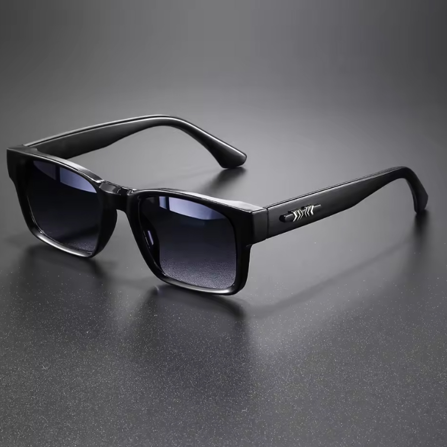 Une paire de lunettes tendance à monture rectangulaire avec branches élégantes, design unisexe, idéales pour les vacances, les cadeaux et l'usage quotidien