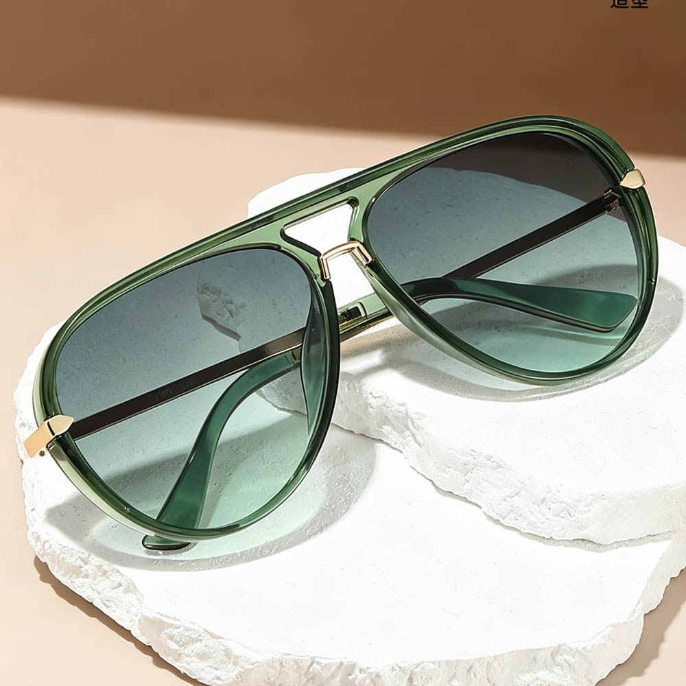 Lunettes de soleil pilote vintage vert et rose pour femmes et hommes, nouvelle mode, monture ovale en alliage dégradé, protection UV400, pour l'extérieur