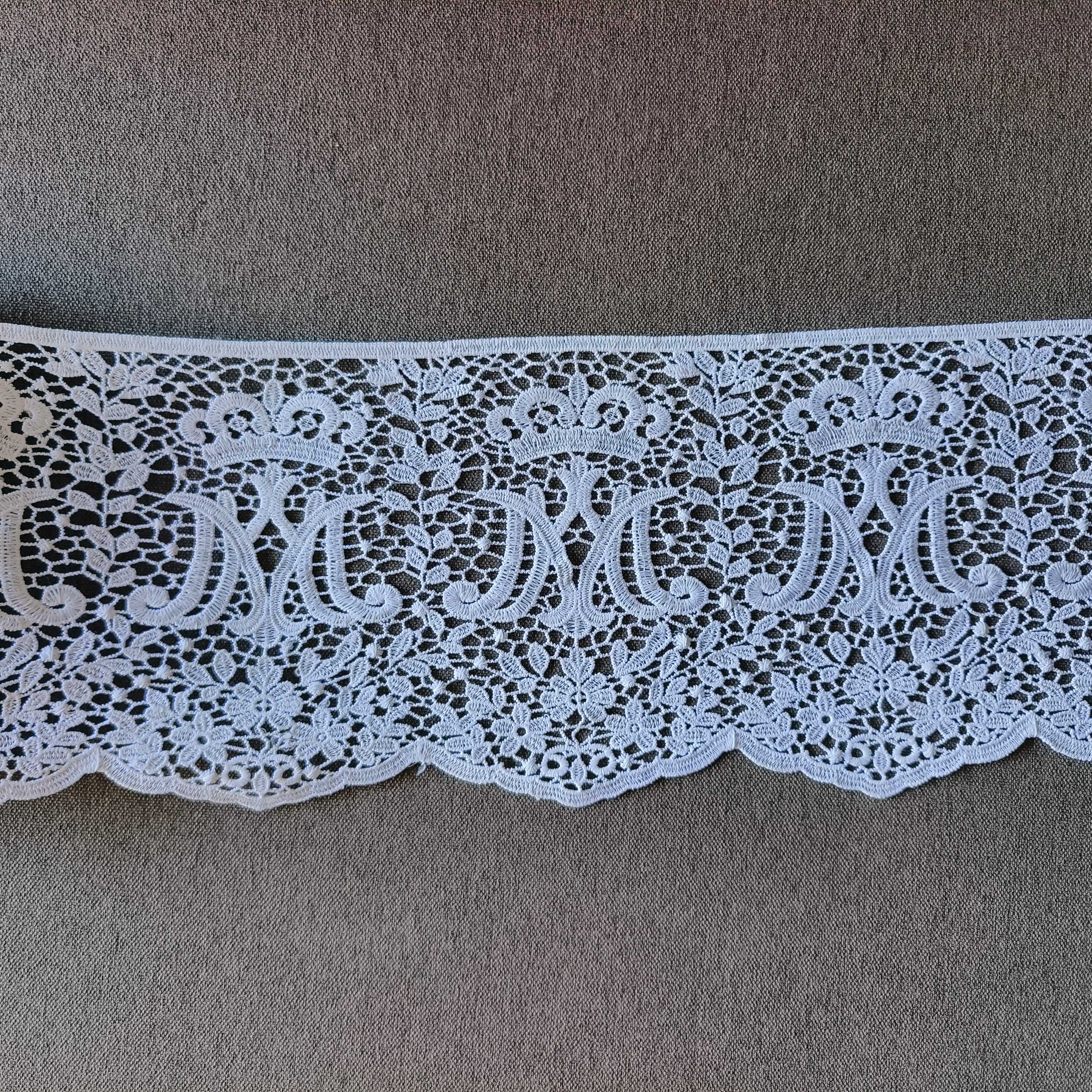 Dentelle de 18,2 cm de large, blanche, brodée de motifs de couronne de fleurs, pour la décoration de robes de mariée, 8 yards.