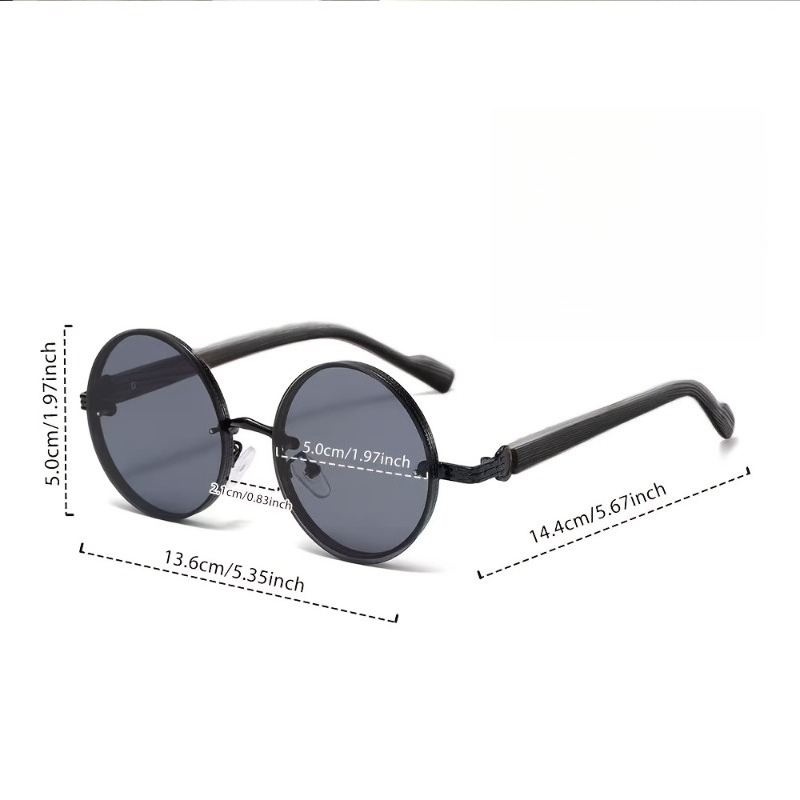 1 paire de lunettes de soleil UV rondes à monture complète, idéales pour l'extérieur et l'usage quotidien. Livré avec un chiffon de nettoyage et des coussinets de nez antidérapants.