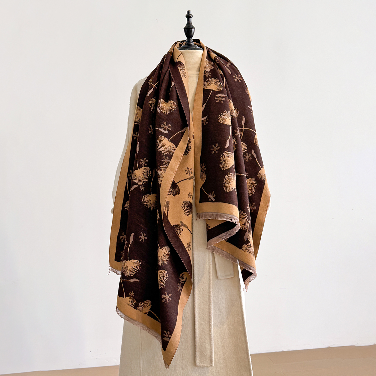 2025 hiver chaud cachemire plume écharpe pour femmes de luxe Jacquard Pashmina châle Wrap foulard femme Design Echarpe Bufanda