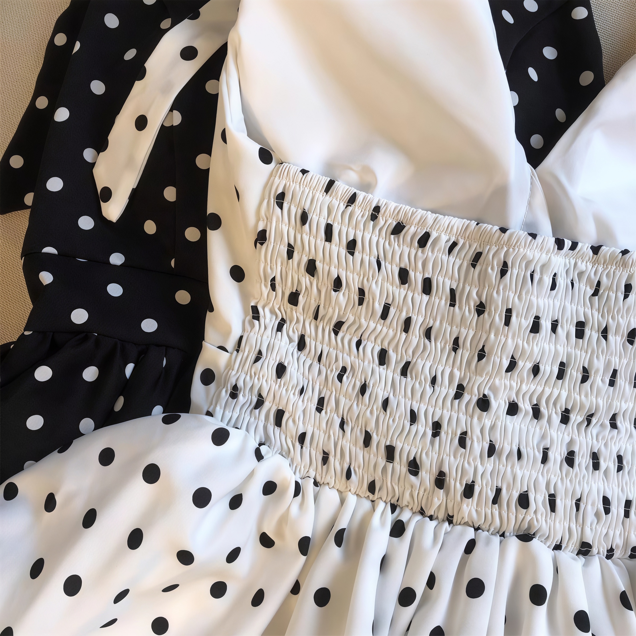 Robe courte à pois pour femmes, col halter, dos nu, nœud à nouer, jupe bouffante à volants, robe d'été pour soirée, robe courte pour femmes.