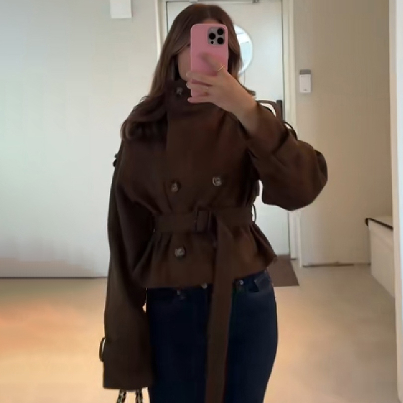 Veste Femme Tendance Col Montant Double Boutonnage Ceinture Ajustée Automne Hiver Tenue Décontractée Urbaine pour Fête et Club