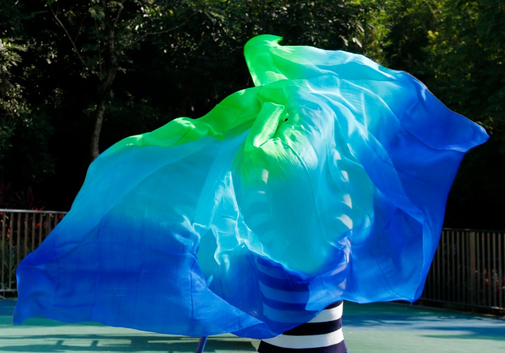 Voile de danse du ventre 100% soie, 3 couleurs dégradées, nouveau design, accessoires de performance de danse, fil coulé à la main, 200cm-400cm, vente en gros