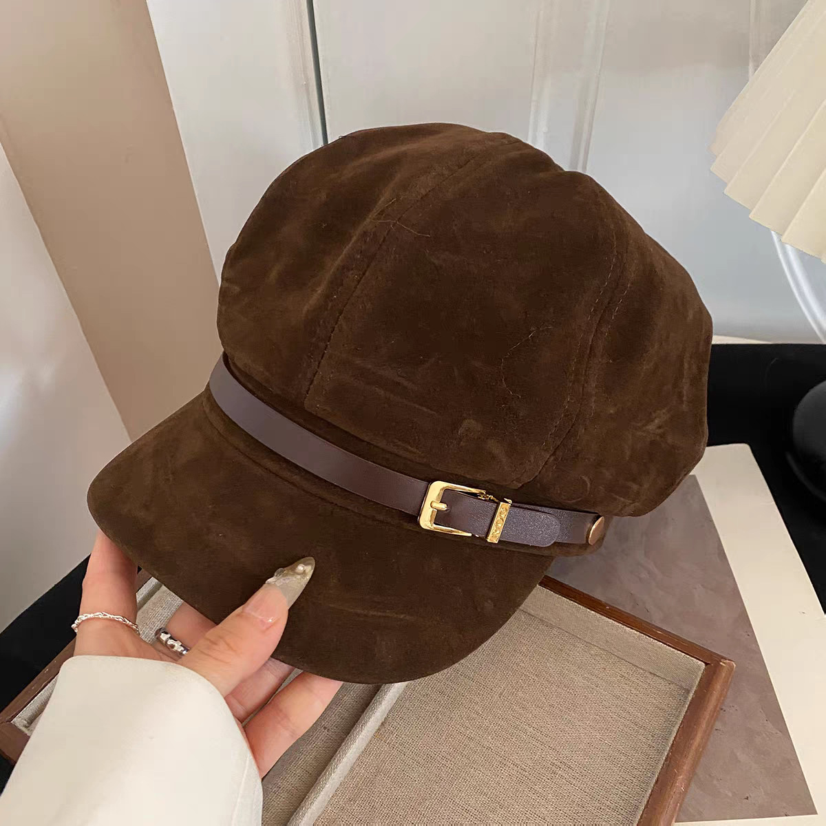 Béret rétro de style britannique pour femme, casquette octogonale en suède, chapeau d'artiste en cuir PU avec boucle, pour grande circonférence de tête, chapeau d'automne