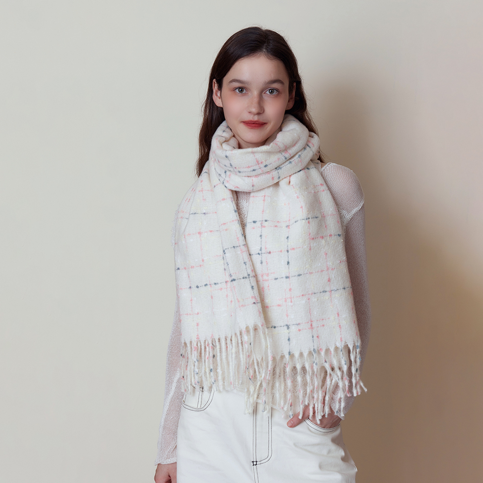 Marque de luxe Plaid écharpe femmes automne hiver femmes chaud foulard Pashmina dame châles et enveloppes décontracté gland couverture foulards
