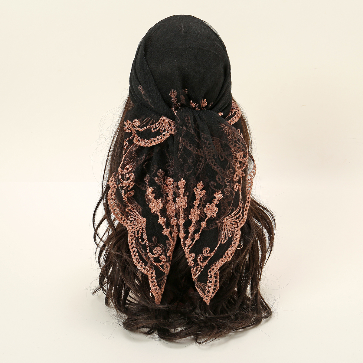Foulard carré en fil de mode, broderie florale, bandeau en dentelle, Bandana respirant d'été pour femmes, Turban élégant, enveloppe de cheveux, 80x80cm