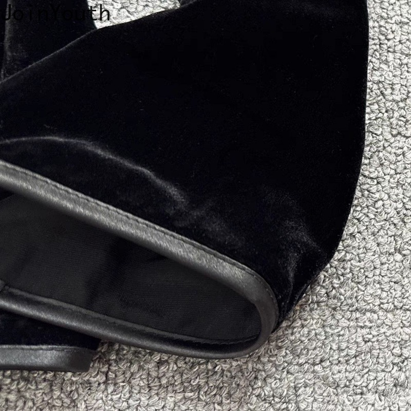 Vestes noires en velours pour femmes, vêtements d'extérieur Vintage de Style chinois, hauts surdimensionnés, col en v, manteaux de tempérament Chic, 2025