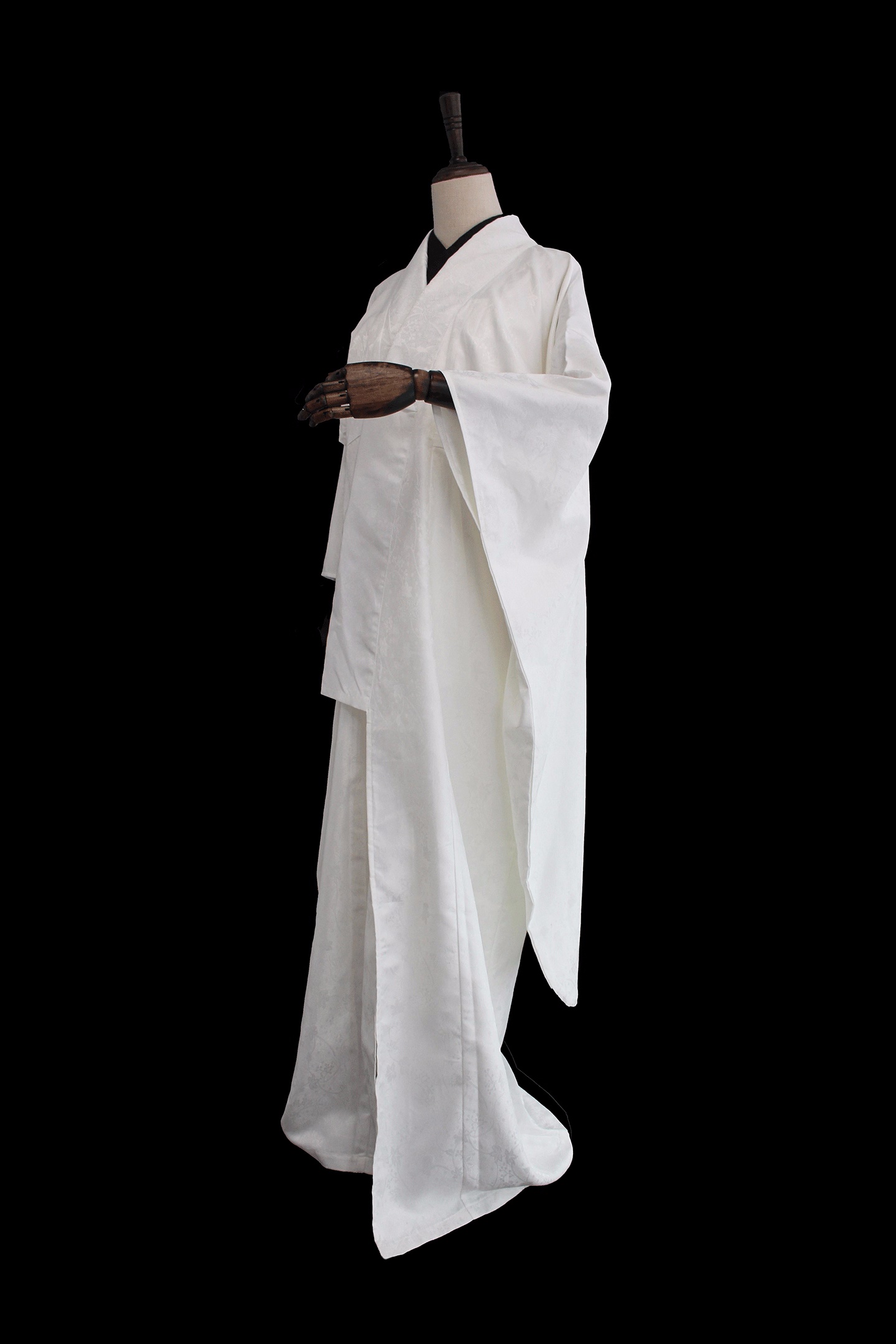 Kimono traditionnel japonais de couleur blanche pour femmes, imprimé foncé, Costume de Cosplay Yukata, robe de photographie