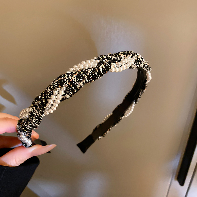 Couvre-chef enveloppé de perles pour femmes, Texture rétro, bandeaux de tempérament, mode luxe, accessoires pour cheveux de styliste, nouveauté 2023