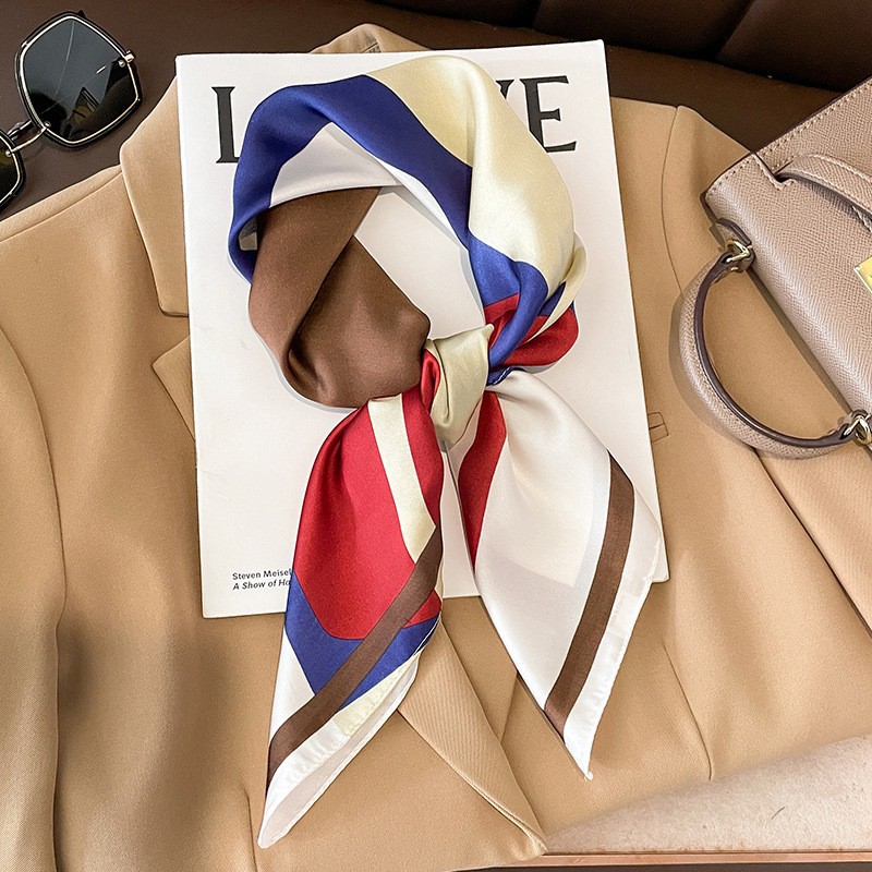 Nouveau modèle de petit foulard carré pour femme, en soie, 70 cm, imprimé lettres, décoratif, châle carré, foulard de tête, turban