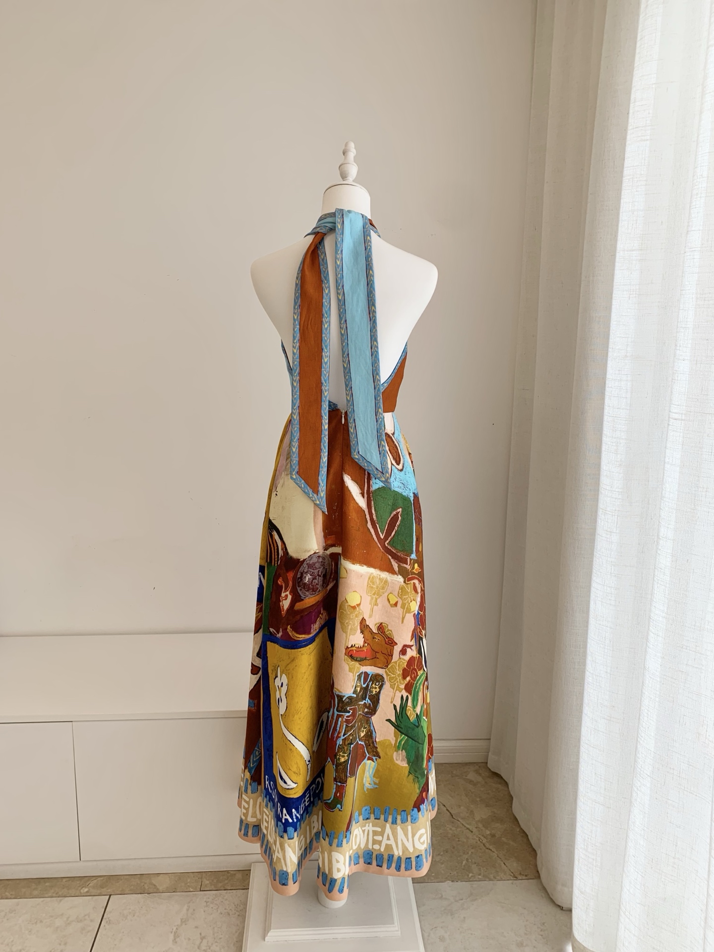 Robe longue sans manches en lin et viscose à col halter avec imprimé peinture à l'huile pour femmes