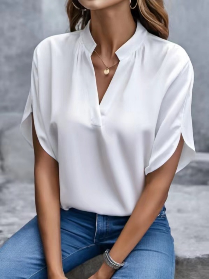 Chemisier à manches courtes pour femme, col en V, avec fente au décolleté et coupe fluide, idéal pour le bureau ou les occasions décontractées