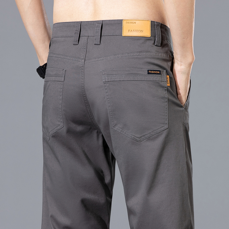 Pantalon droit en coton extensible pour homme, style décontracté chic, avec patchs lettres classiques, léger, taille mi-haute, collection été 2026