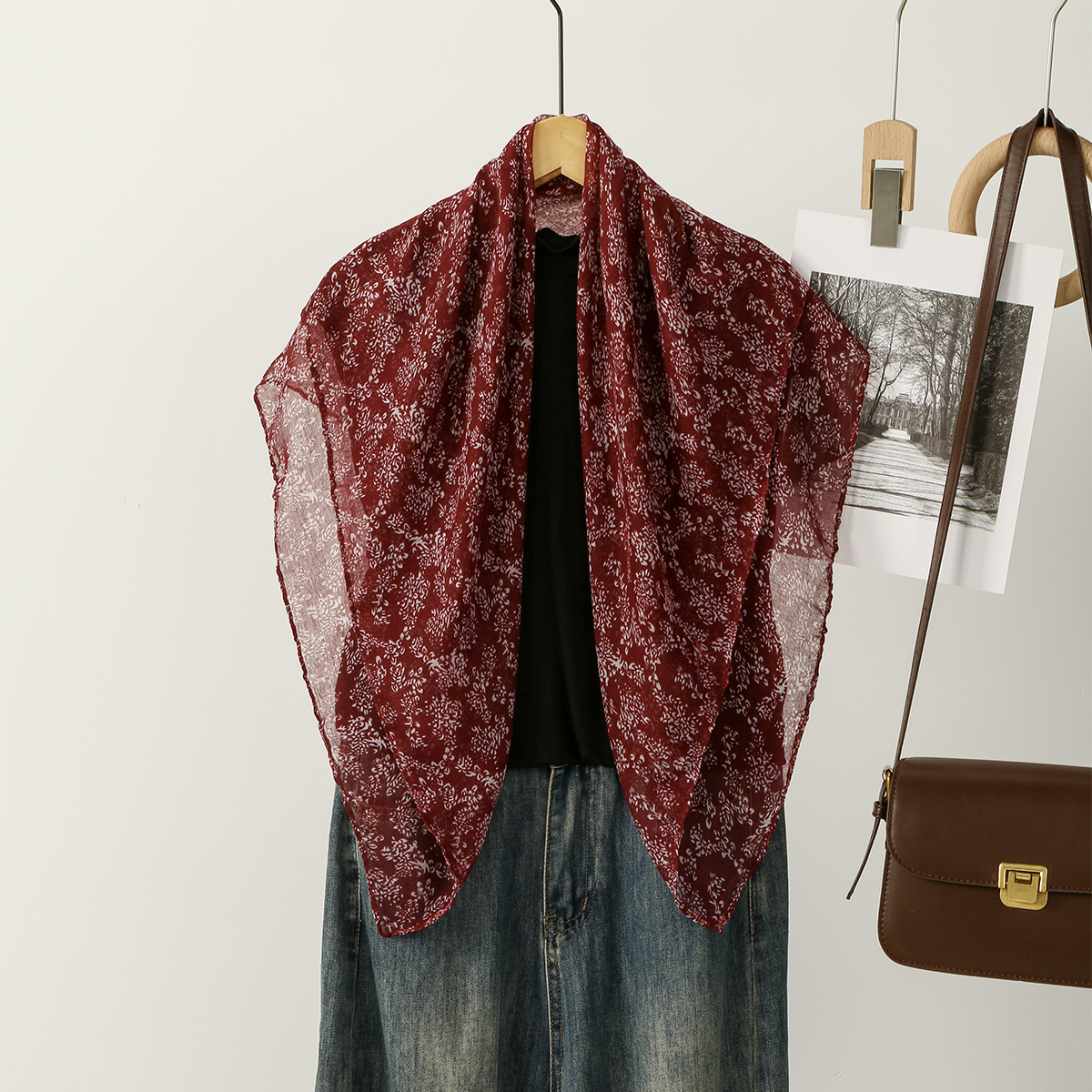 Foulard carré en Voile pour femmes, imprimé Floral, Hijab, fin, léger, respirant, châle, Bandana, belles enveloppes pour cheveux, nouvelle collection