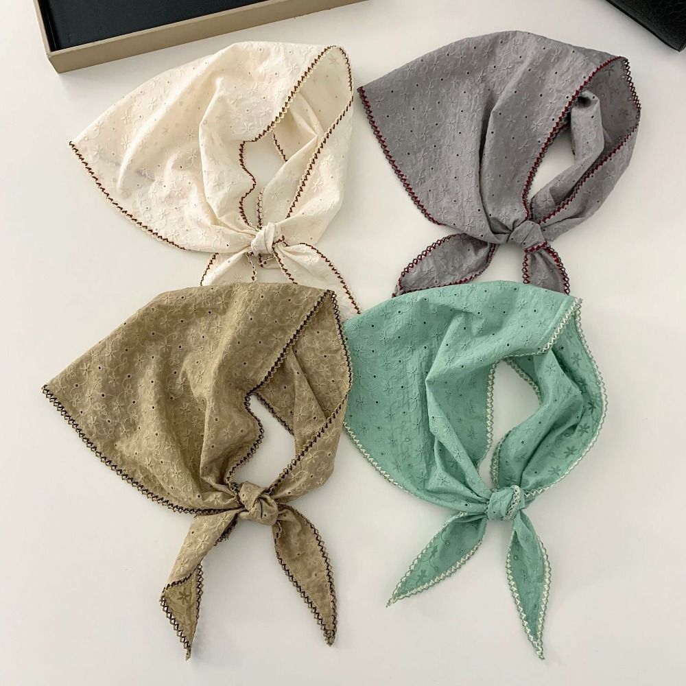 Écharpe en soie brodée de fleurs, douce, vintage, triangulaire, confortable et respirante, pour le cou et la tête, idéale pour l'été