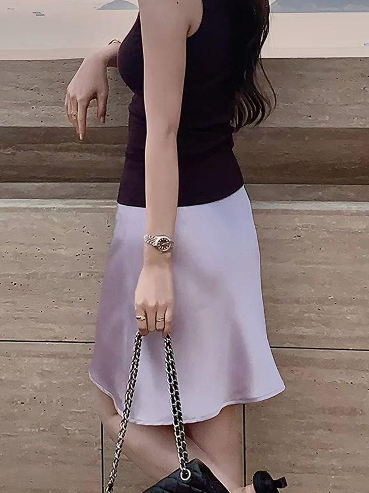 Jupe en satin unie à la mode, jupe courte élastique à taille haute, texture fluide élégante, coupe trapèze, pour femmes, pour le bureau et la maison