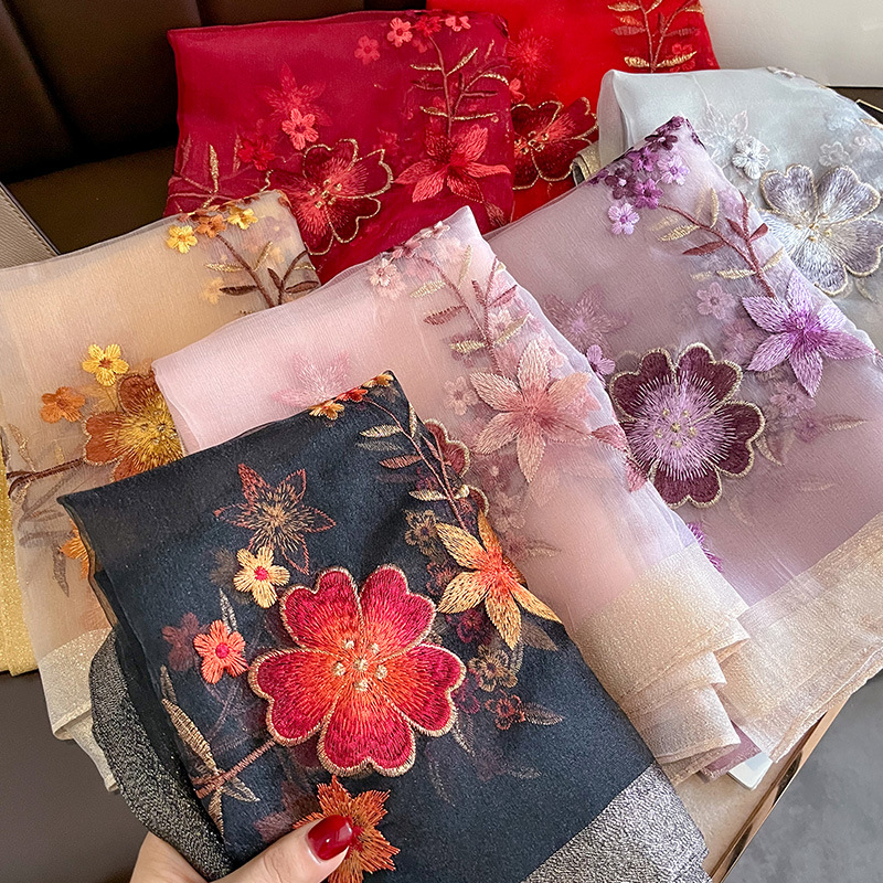 Écharpe en laine chaude pour femme, châles monochromes, pashmina floral Bufanda, écharpes de luxe brodées, hiver, nouveau, 2023