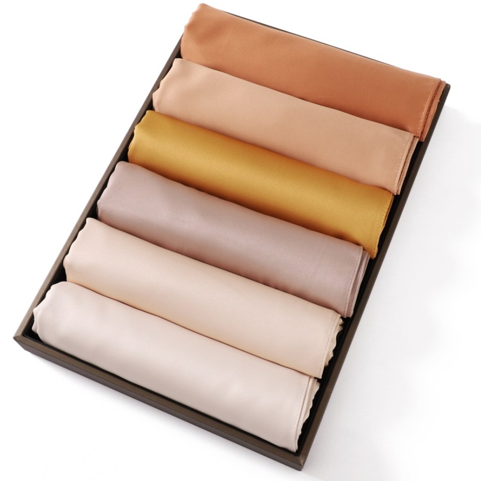 Écharpe Hijab en satin pour femmes musulmanes, châles et enveloppes islamiques de luxe, écharpes longues pour femmes, écharpe de sauna, hijab Premium, 256