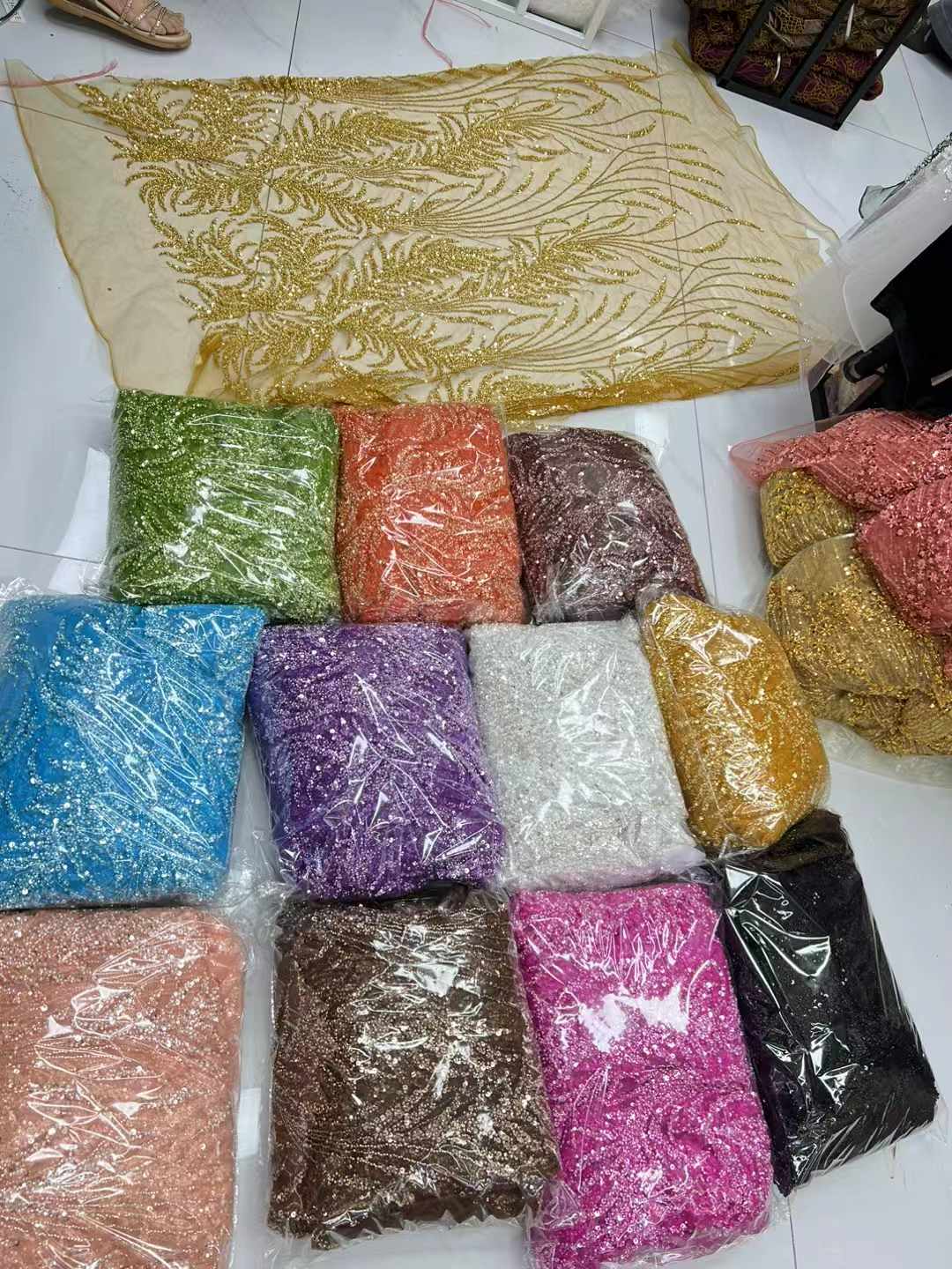 Tissu africain luxueux en dentelle à paillettes dorées pour marié, Tulle français brodé de perles lourdes de haute qualité 2025, pour robes de mariée