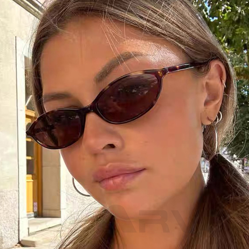 Lunettes de soleil marron léopard pour femmes, monture petite, style rétro ovale, de marque tendance