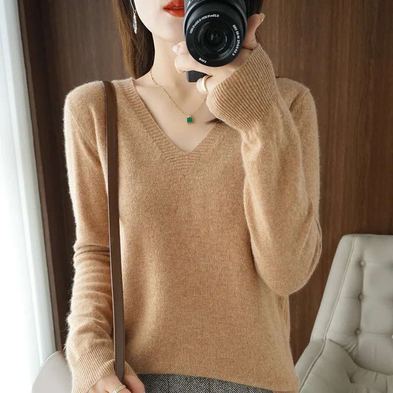 Pull femme 2025 automne hiver pulls tricotés col en v coupe ajustée chemise à bascule solide doux tricots pulls de base