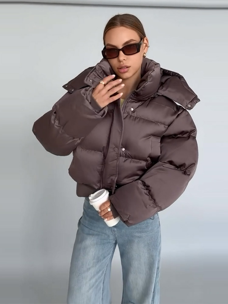 Veste courte matelassée pour femme, à capuche amovible, taille ajustable par cordon, épaules tombantes, manches longues, coupe ample, veste d'hiver rembourrée.