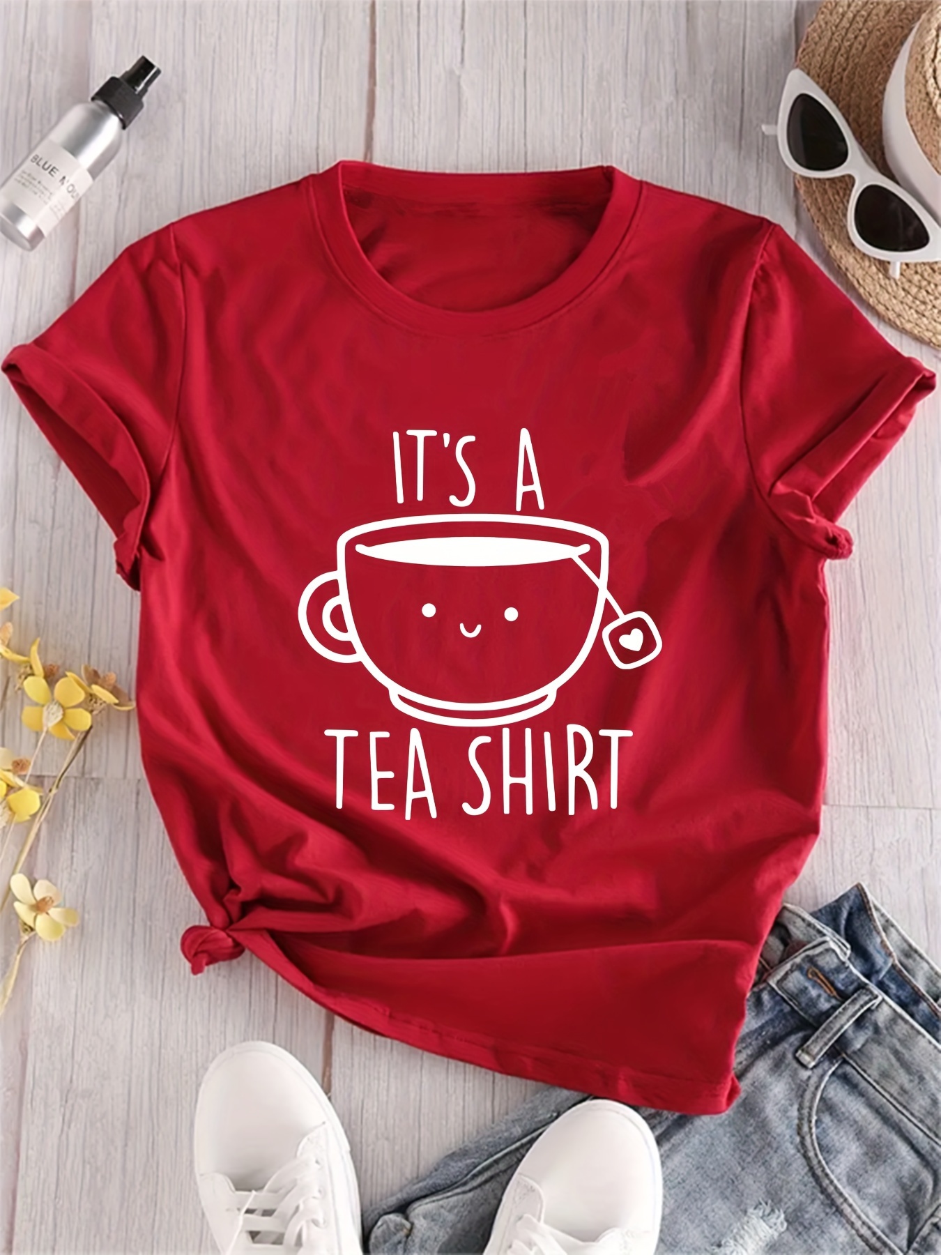 T-shirt décontracté pour femmes avec motif de dessin animé de tasse de thé imprimé avec l'inscription « It's A Tea Shirt », vêtements tendance Harajuku Kawaii Y2K